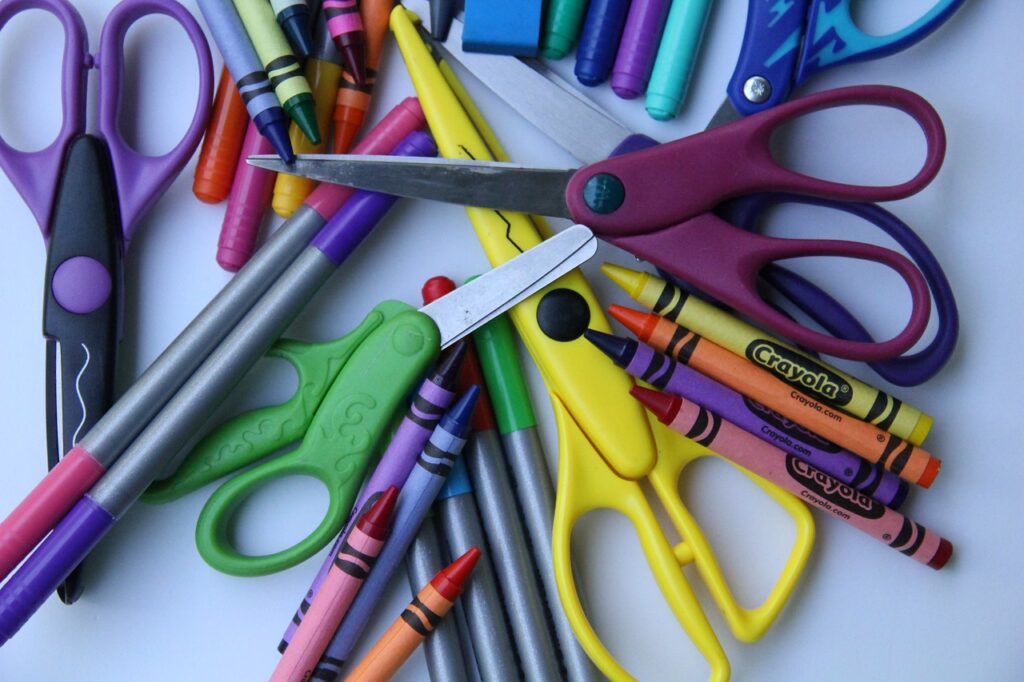 school supplies, back to school, arts and crafts-2690530.jpg